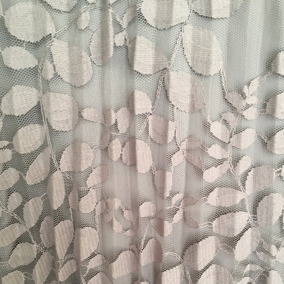 Max Studio Sleeveless pleated lace swing dress - Picture 3 of 7